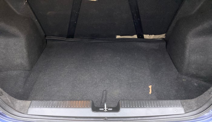 2017 Maruti Dzire VXI, Petrol, Manual, 38,584 km, Boot Inside