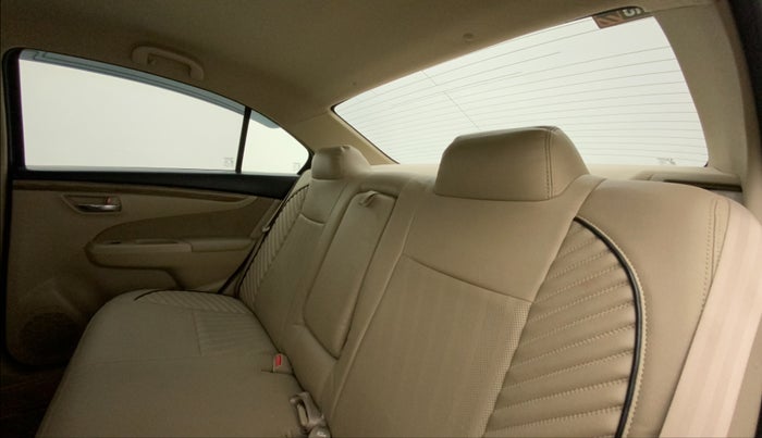2019 Maruti Ciaz DELTA 1.5 SHVS MT PETROL, Petrol, Manual, 37,707 km, Right Side Rear Door Cabin