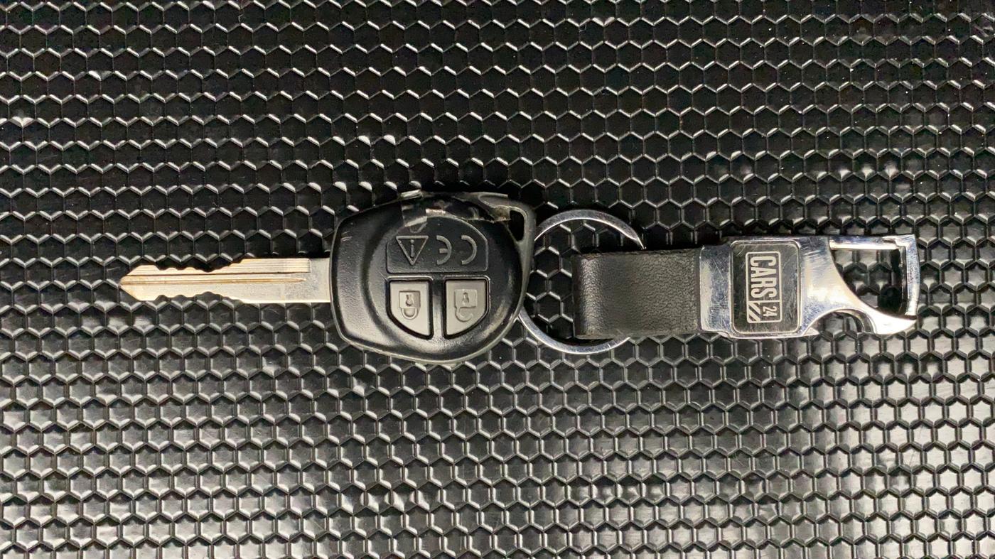 2019 Maruti Ciaz DELTA 1.5 SHVS MT PETROL, Petrol, Manual, 37,707 km, Key Close Up