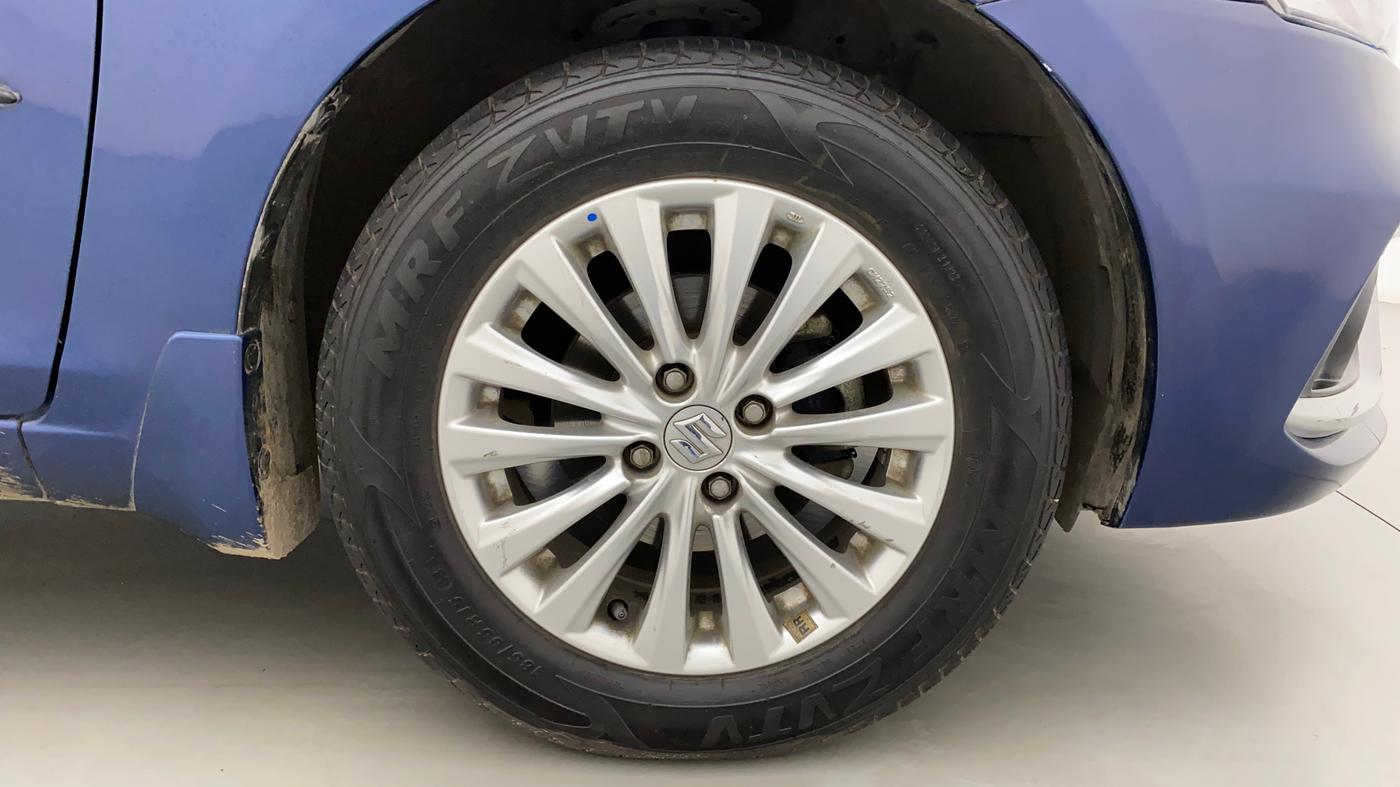 2019 Maruti Ciaz DELTA 1.5 SHVS MT PETROL, Petrol, Manual, 37,707 km, Right Front Wheel