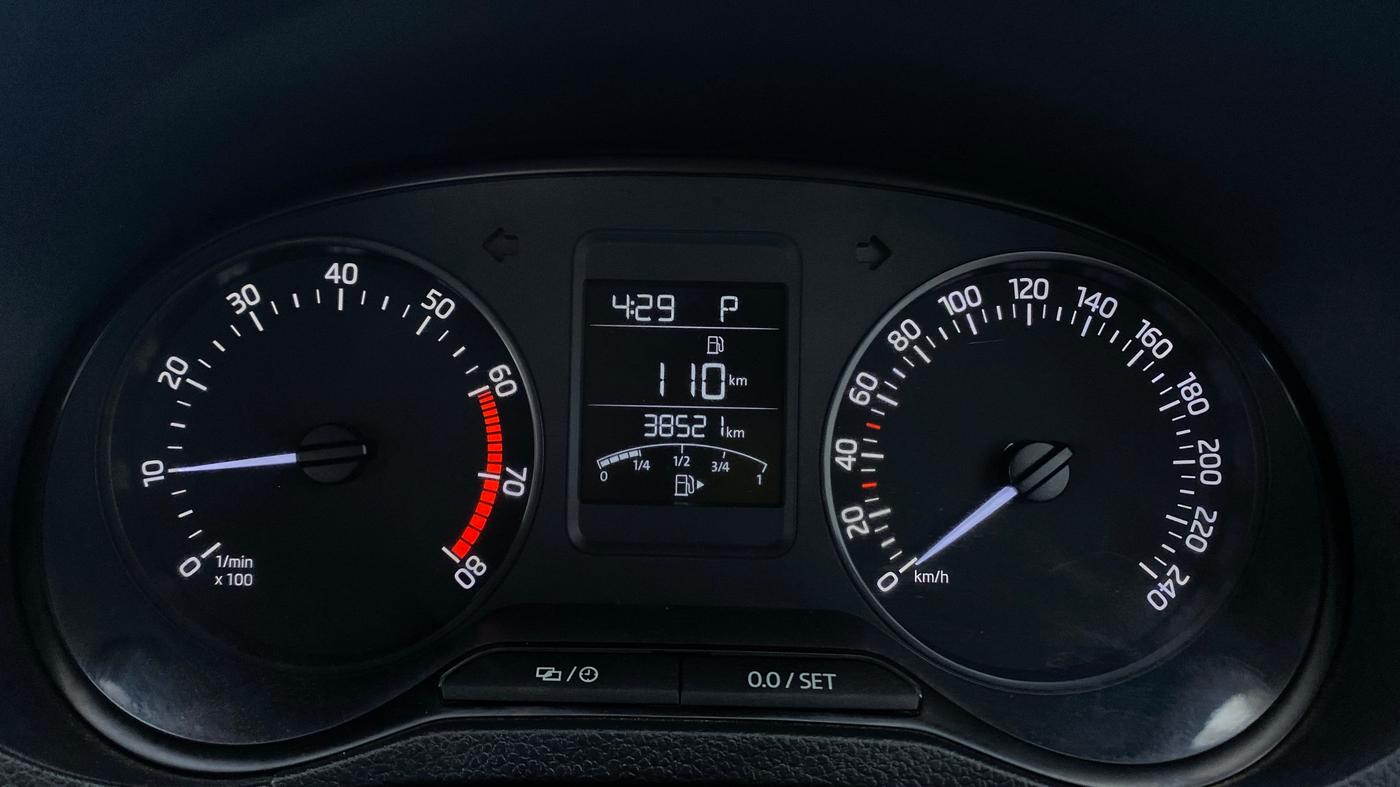 2020 Skoda Rapid 1.0 AMBITION TSI AT, Petrol, Automatic, 38,623 km, Odometer Image