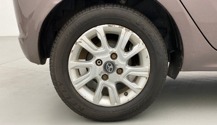 2016 Tata Tiago XZ 1.2 REVOTRON, Petrol, Manual, 65,072 km, Right Rear Wheel