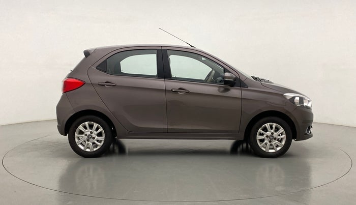 2016 Tata Tiago XZ 1.2 REVOTRON, Petrol, Manual, 65,072 km, Right Side View