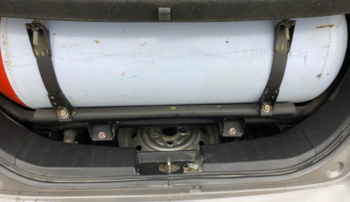 2018 Maruti Wagon R 1.0 LXI CNG, CNG, Manual, 1,10,864 km, Boot Inside