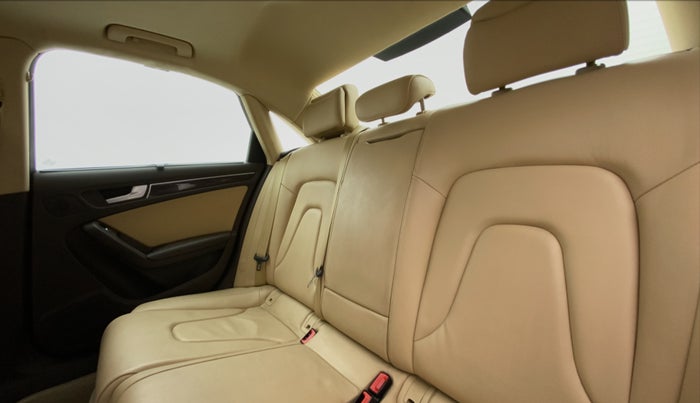2013 Audi A4 2.0 TDI S LINE, Diesel, Automatic, 30,686 km, Right Side Rear Door Cabin