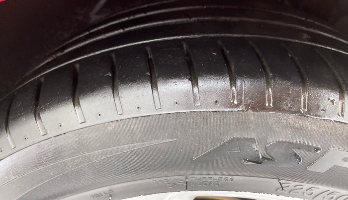 2013 Audi A4 2.0 TDI S LINE, Diesel, Automatic, 30,686 km, Right Front Tyre Tread