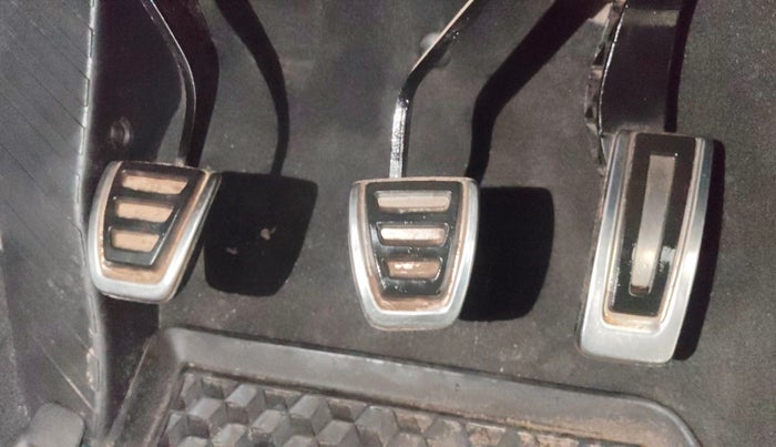 2023 Skoda KUSHAQ  MONTE CARLO 1.0L TSI MT, Petrol, Manual, 22,401 km, Pedals