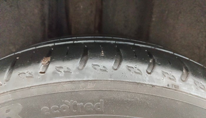 2023 Skoda KUSHAQ  MONTE CARLO 1.0L TSI MT, Petrol, Manual, 22,401 km, Right Rear Tyre Tread