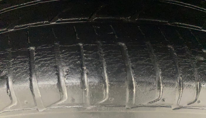 2018 Honda Jazz 1.2L I-VTEC VX CVT, Petrol, Automatic, 30,058 km, Left Front Tyre Tread