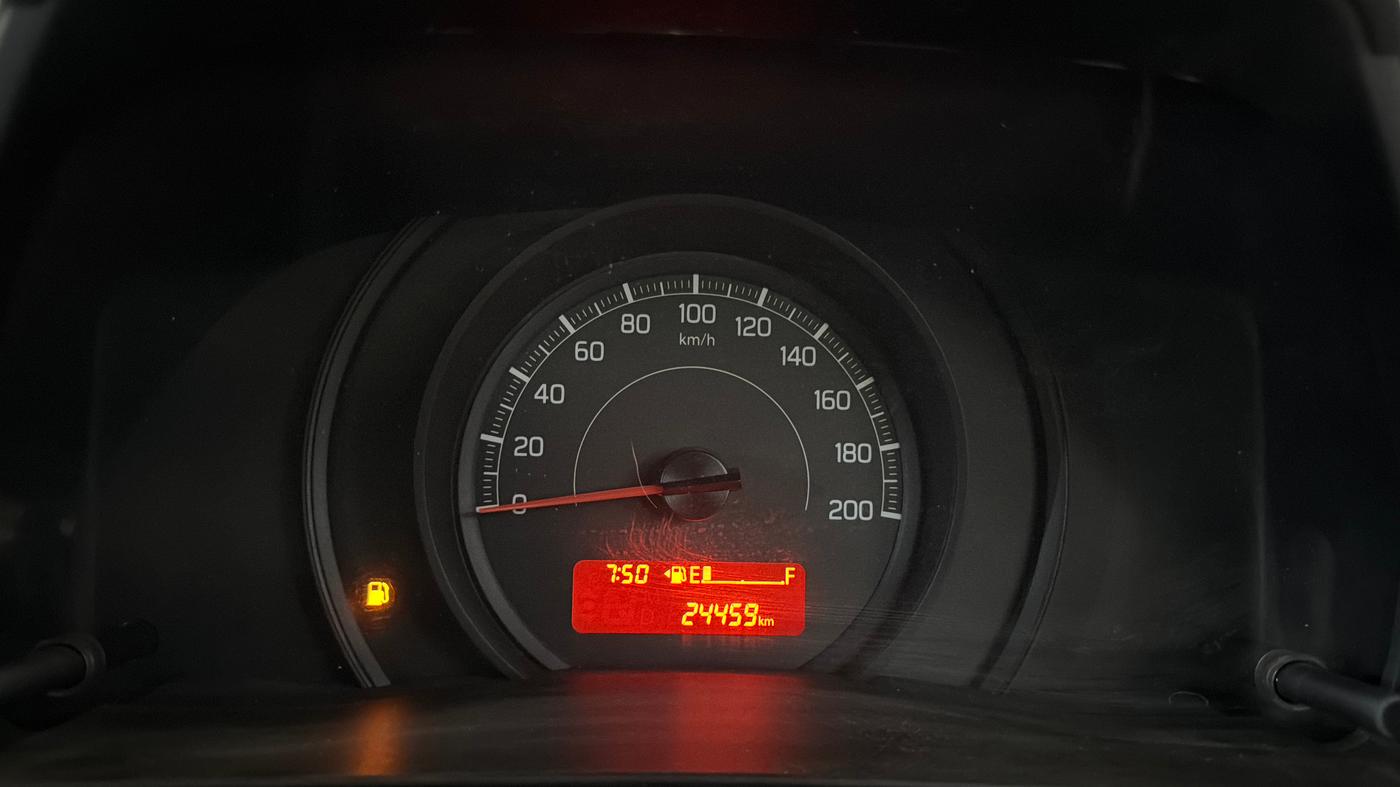 2020 Maruti Dzire LXI, CNG, Manual, 24,446 km, Odometer Image