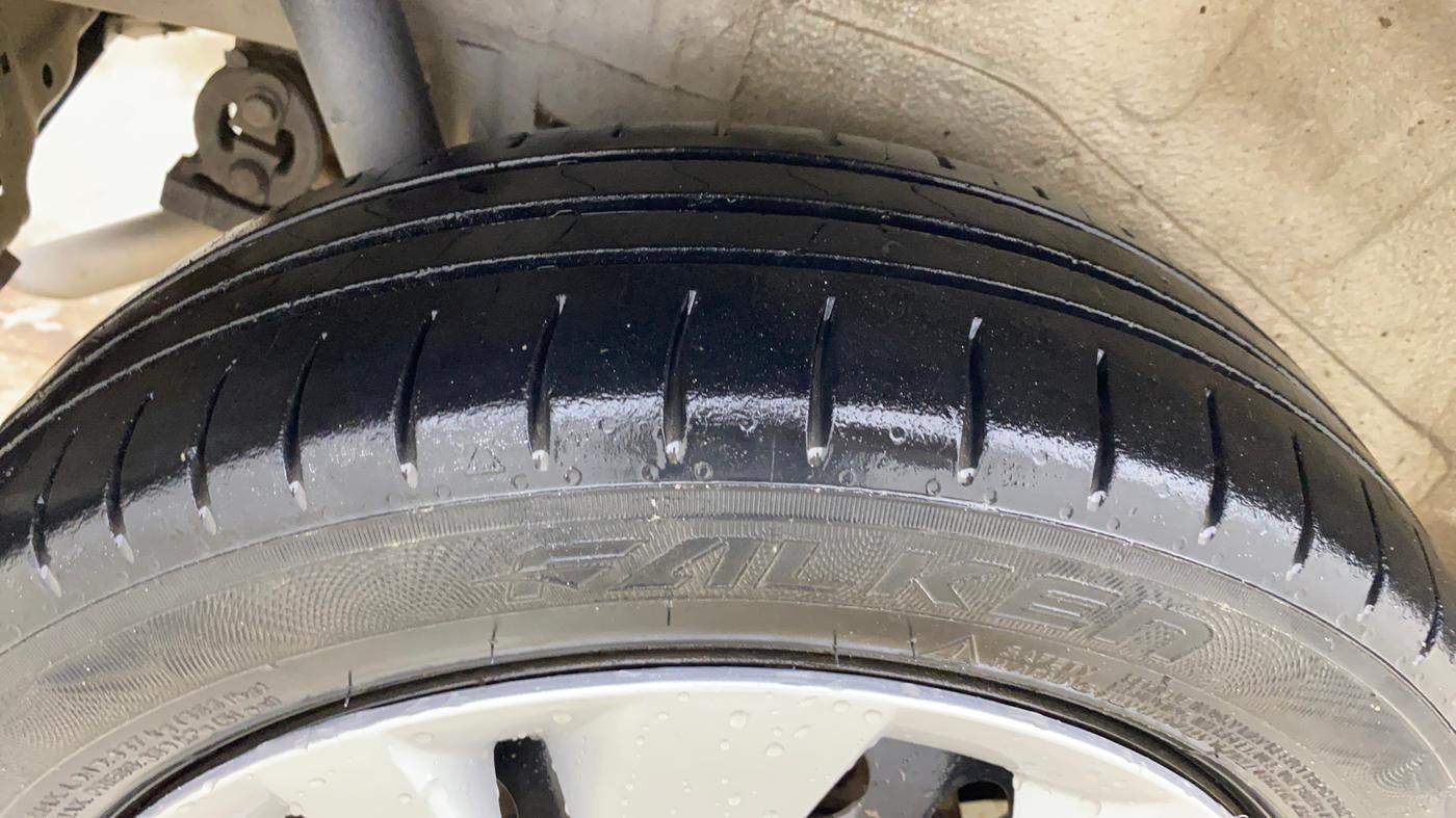 2015 Maruti Wagon R 1.0 VXI, CNG, Manual, 79,145 km, Right Rear Tyre Tread