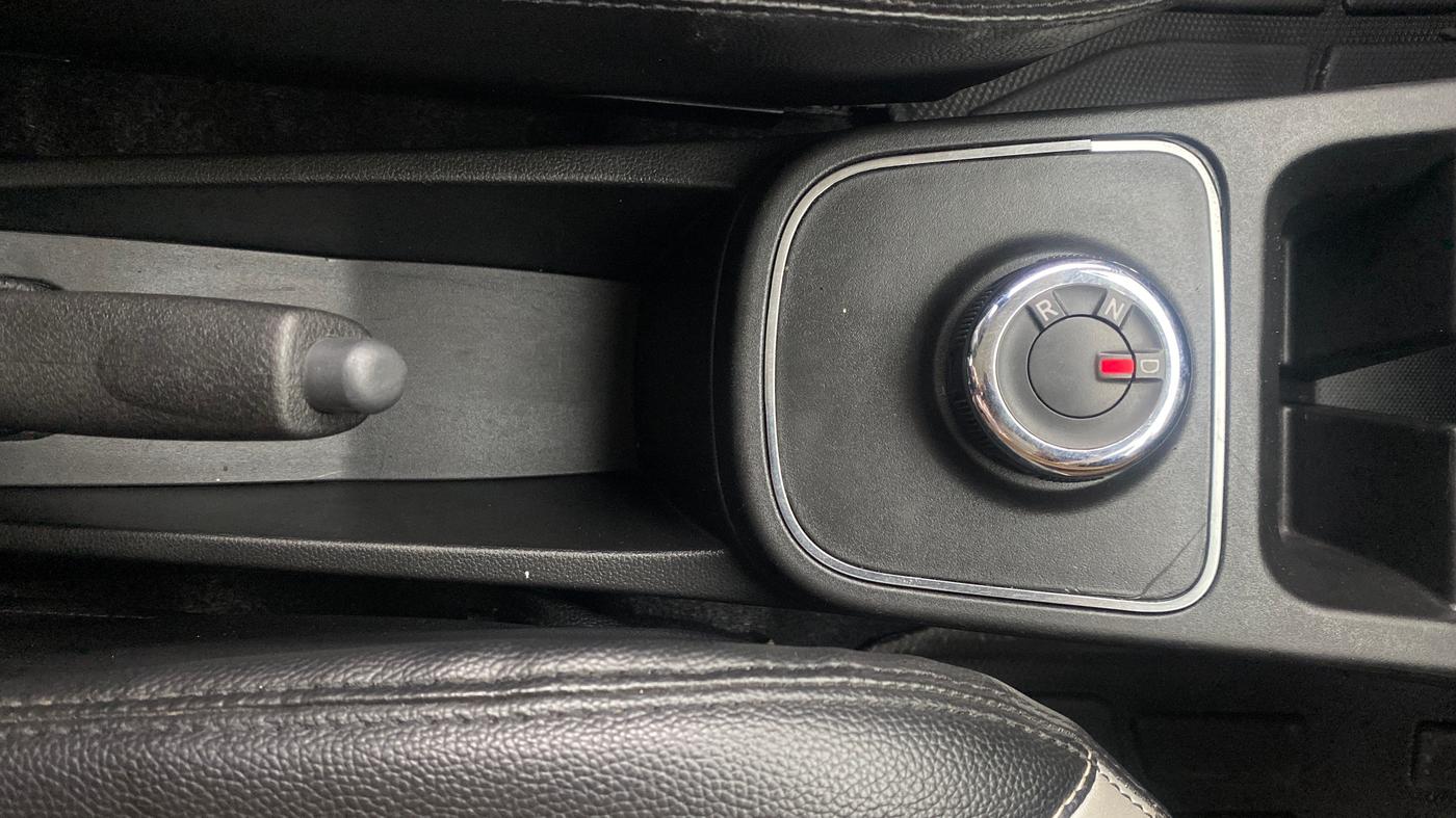 2021 Renault Kwid RXT 1.0 AMT (O), Petrol, Automatic, 19,215 km, Gear Lever