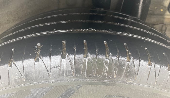 2021 KIA SONET HTX 1.0 IMT, Petrol, Manual, 68,309 km, Left Rear Tyre Tread