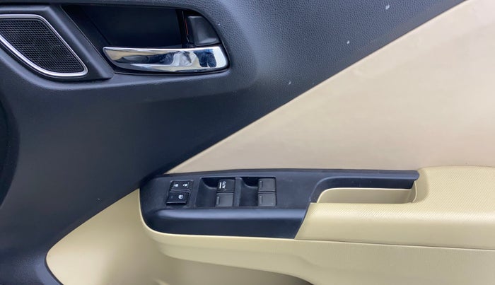 2017 Honda City 1.5L I-VTE V CVT, Petrol, Automatic, 31,836 km, Driver Side Door Panels Control