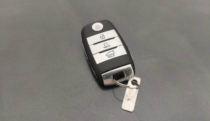 2022 KIA SELTOS GTX PLUS DCT 1.4 PETROL, Petrol, Automatic, 1,02,546 km, Key Close Up