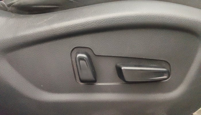 2022 KIA SELTOS GTX PLUS DCT 1.4 PETROL, Petrol, Automatic, 1,02,546 km, Driver Side Adjustment Panel