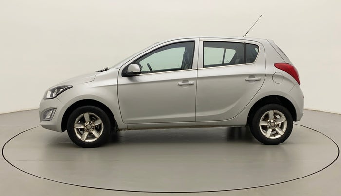 2013 Hyundai i20 SPORTZ 1.2, Petrol, Manual, 1,04,827 km, Left Side