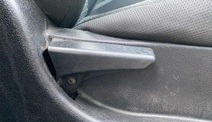 2017 Tata NEXON XT PETROL, Petrol, Manual, 58,863 km, Driver Side Adjustment Panel