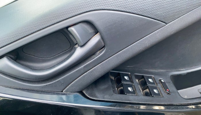 2017 Tata NEXON XT PETROL, Petrol, Manual, 58,863 km, Driver Side Door Panels Control