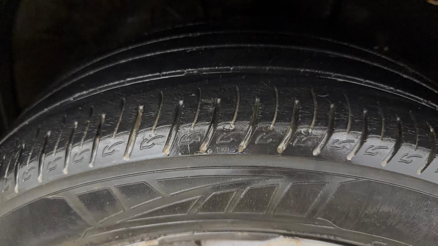 2021 Hyundai VENUE SX 1.0 TURBO IMT, Petrol, Manual, 52,159 km, Right Front Tyre Tread