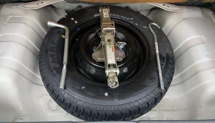 2019 Maruti Alto 800 LXI, Petrol, Manual, 23,987 km, Spare Tyre