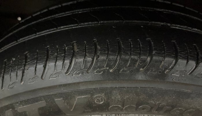 2020 Maruti S PRESSO VXI PLUS AMT, Petrol, Automatic, 64,755 km, Left Front Tyre Tread