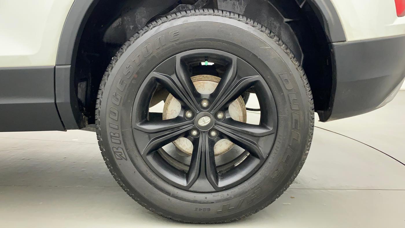 2019 Tata Harrier XZ 2.0L, Diesel, Manual, 52,636 km, Left Rear Wheel