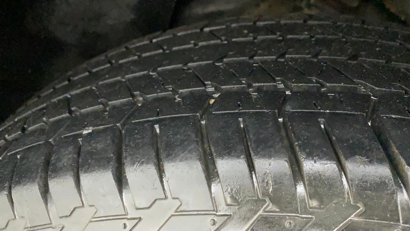 2019 Tata Harrier XZ 2.0L, Diesel, Manual, 52,636 km, Left Rear Tyre Tread