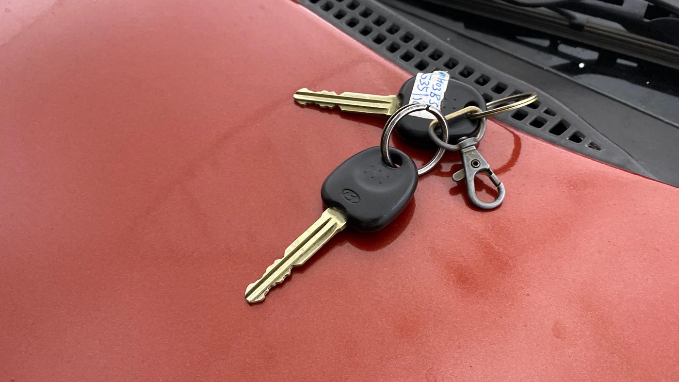 2014 Hyundai Eon ERA +, Petrol, Manual, 26,468 km, Key Close Up