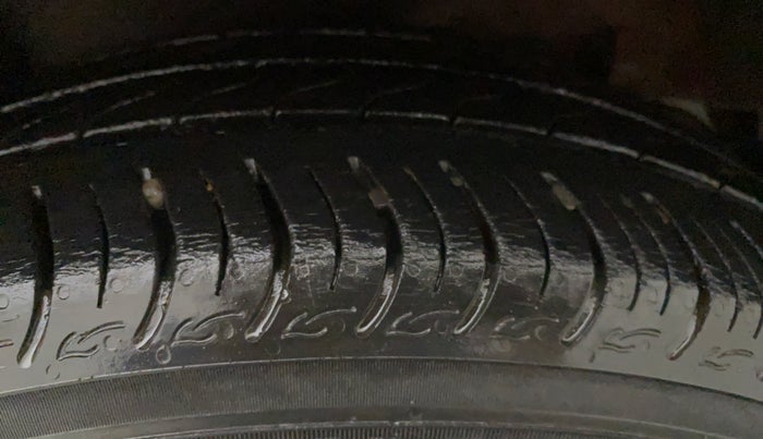 2019 Honda Amaze 1.2L I-VTEC V CVT, Petrol, Automatic, 17,665 km, Left Front Tyre Tread