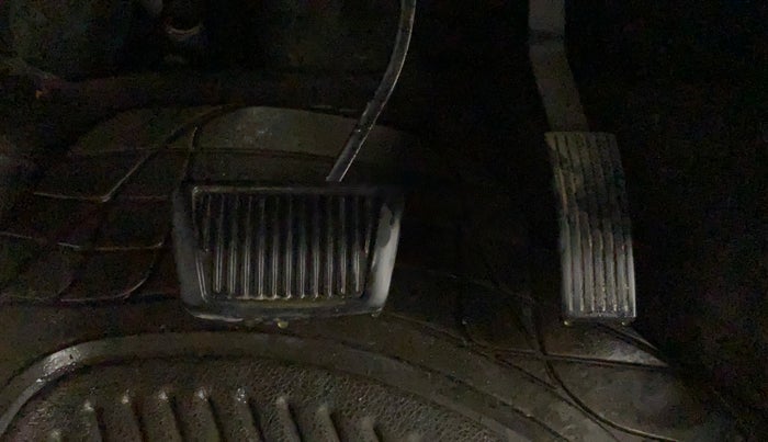 2011 Hyundai Verna FLUIDIC 1.6 VTVT SX OPT AT, Petrol, Automatic, 43,497 km, Pedals