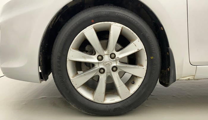 2011 Hyundai Verna FLUIDIC 1.6 VTVT SX OPT AT, Petrol, Automatic, 43,497 km, Left Front Wheel