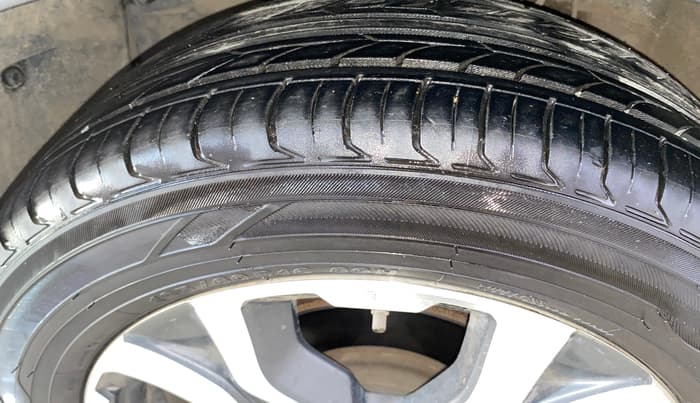 2017 Honda WR-V 1.2L I-VTEC VX MT, Petrol, Manual, 55,918 km, Left Front Tyre Tread