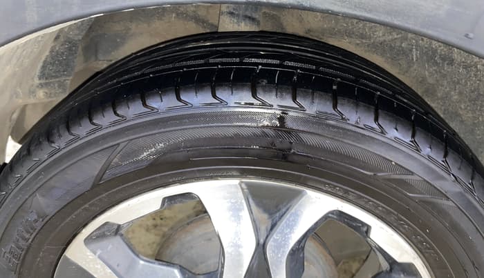 2017 Honda WR-V 1.2L I-VTEC VX MT, Petrol, Manual, 55,918 km, Right Rear Tyre Tread