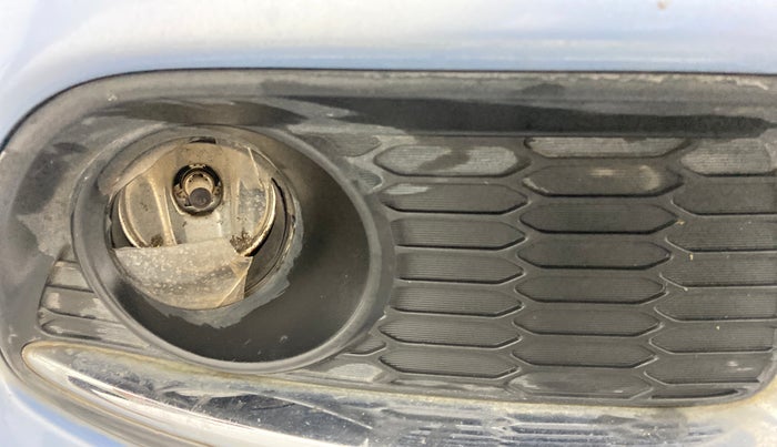 2015 Maruti Swift Dzire ZXI, Petrol, Manual, 45,117 km, Right fog light - Minor damage