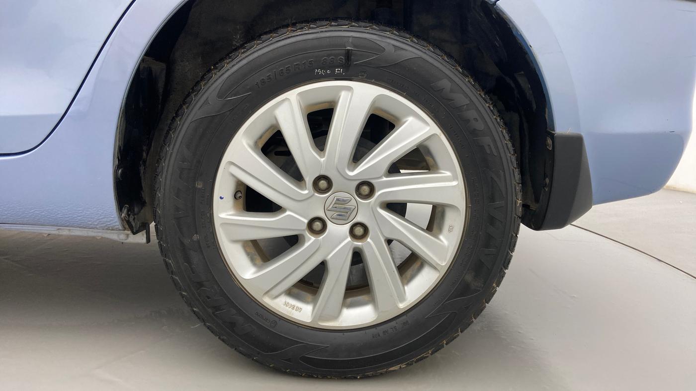 2015 Maruti Swift Dzire ZXI, Petrol, Manual, 45,117 km, Left Rear Wheel