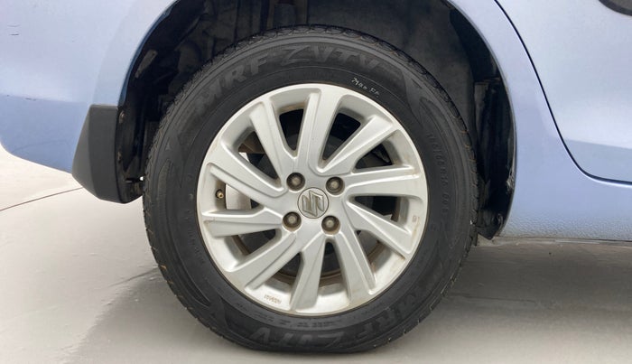 2015 Maruti Swift Dzire ZXI, Petrol, Manual, 45,117 km, Right Rear Wheel