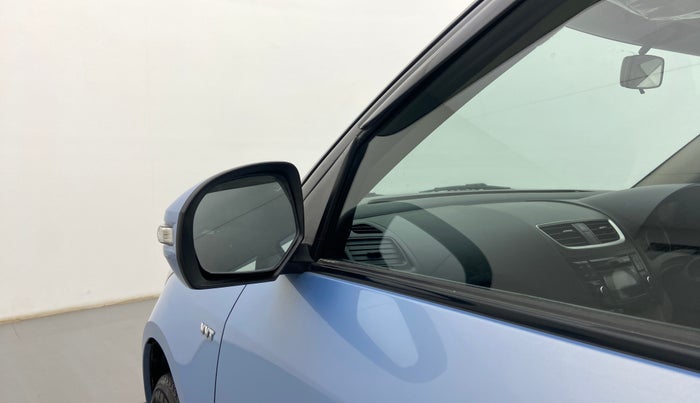 2015 Maruti Swift Dzire ZXI, Petrol, Manual, 45,117 km, Left rear-view mirror - Mirror motor not working
