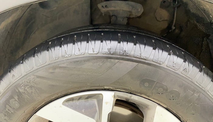 2022 KIA SONET GTX PLUS 1.5, Diesel, Manual, 70,318 km, Left Front Tyre Tread