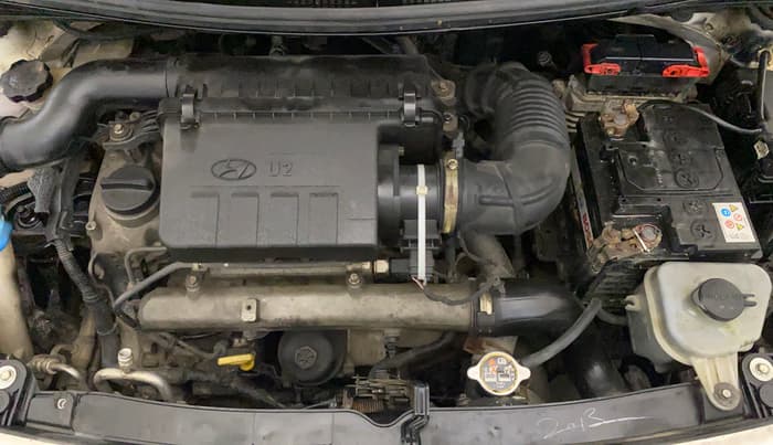 2015 Hyundai Grand i10 SPORTZ 1.1 CRDI, Diesel, Manual, 1,29,188 km, Engine View
