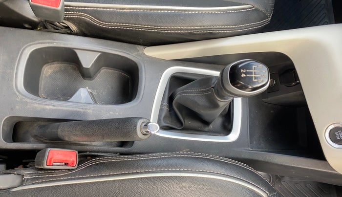 2021 Nissan MAGNITE XV MT, Petrol, Manual, 26,538 km, Gear Lever