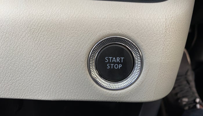 2021 Nissan MAGNITE XV MT, Petrol, Manual, 26,538 km, Keyless Start/ Stop Button