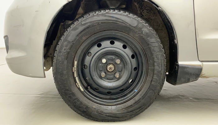 2010 Maruti A Star ZXI, Petrol, Manual, 89,646 km, Left Front Wheel