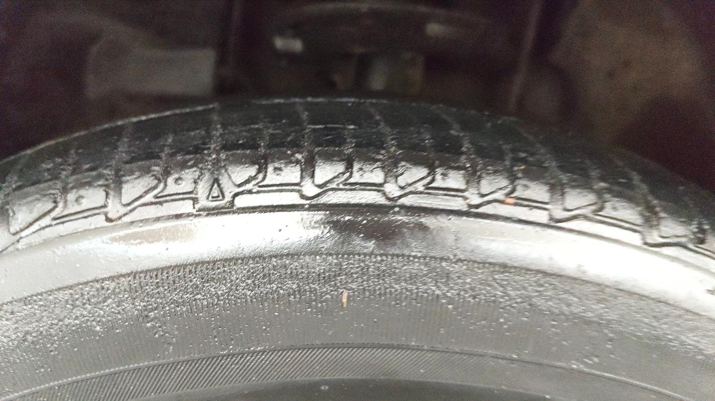 2019 Tata Tiago XZ PLUS PETROL, Petrol, Manual, 30,627 km, Left Front Tyre Tread