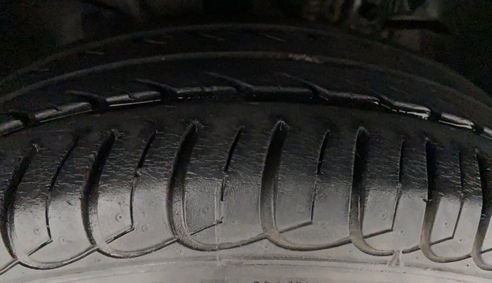 2018 Tata TIAGO NRG PETROL, Petrol, Manual, 13,872 km, Left Front Tyre Tread