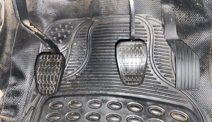 2022 Tata NEXON XZ PLUS (PREMIUM) PETROL, Petrol, Manual, 39,575 km, Pedals