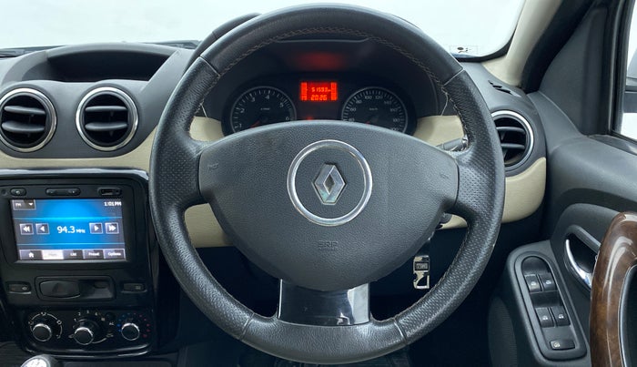 2013 Renault Duster RXZ DIESEL 110, Diesel, Manual, 51,707 km, Steering Wheel Close Up