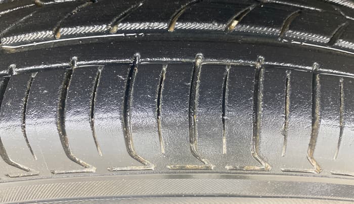2014 Ford Ecosport TITANIUM 1.5L PETROL AT, Petrol, Automatic, 57,438 km, Left Rear Tyre Tread