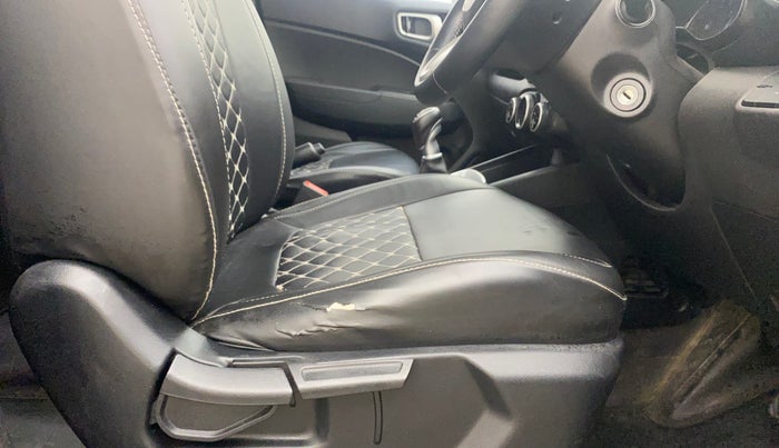 2021 Hyundai VENUE SX 1.0 TURBO IMT, Petrol, Manual, 60,081 km, Driver Side Adjustment Panel