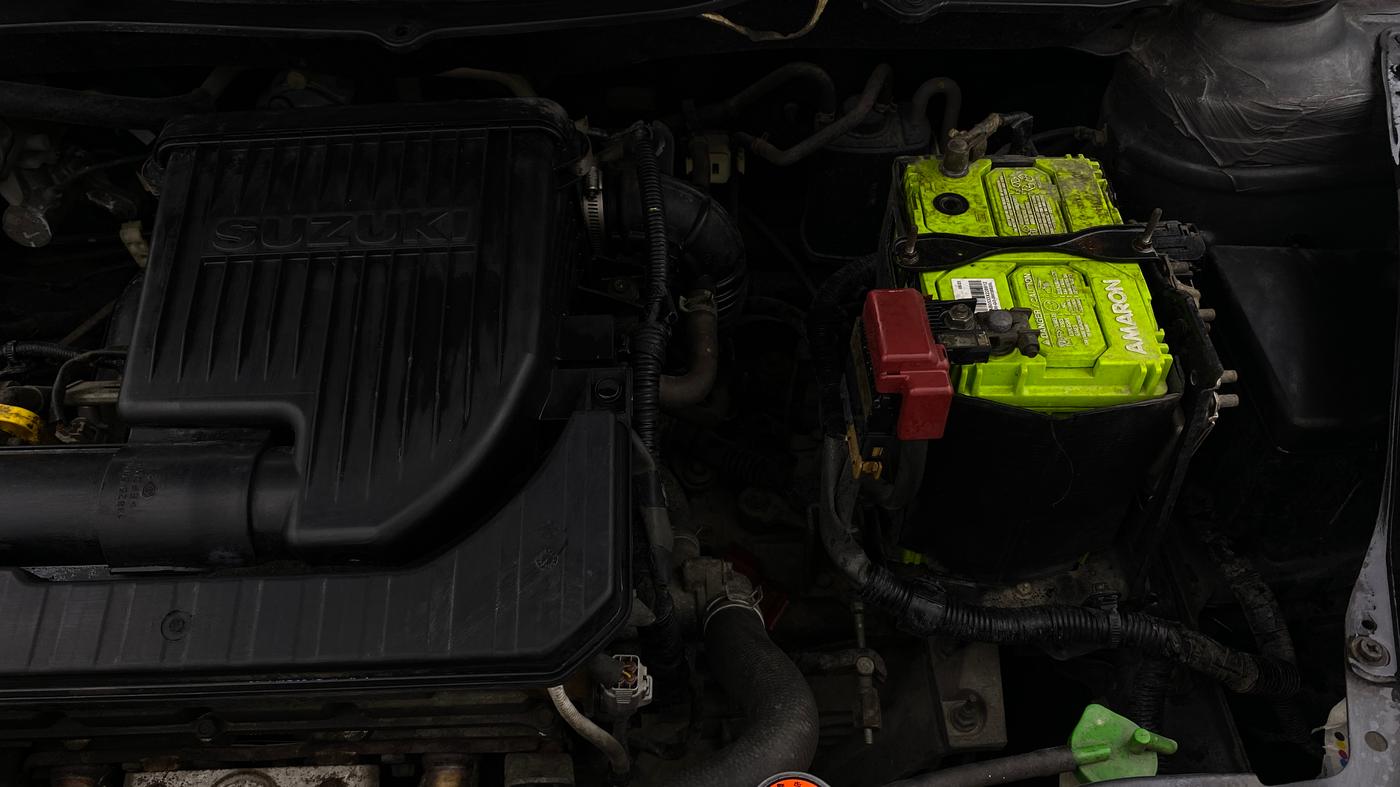 2013 Maruti Swift VXI, Petrol, Manual, 52,760 km, Engine View - Left
